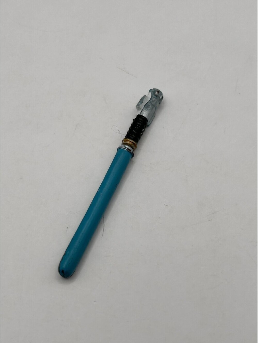 Hasbro Star Wars 3.75 Blue Lightsaber Accessory Only Hilt & Blade Loose Used